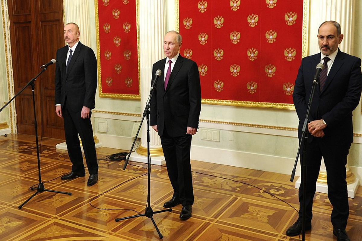 Президент Ильхам Алиев, Президент Владимир Путин, Премьер-министр Никол Пашинян