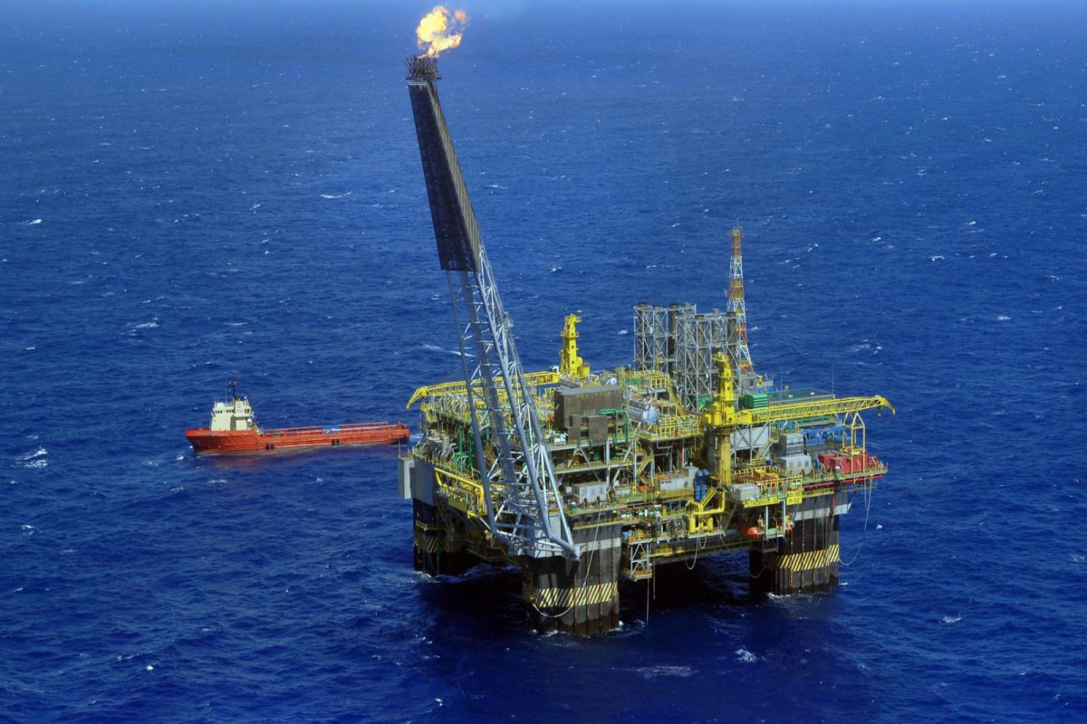 В Европе цена газа опустилась ниже $1 400
