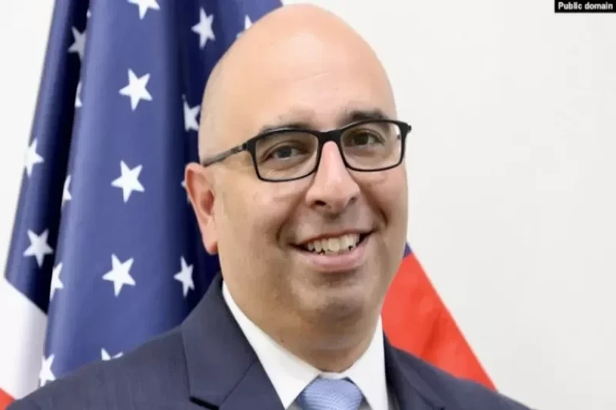 Временный поверенный в делах США поздравил азербайджанский народ с восстановлением независимости