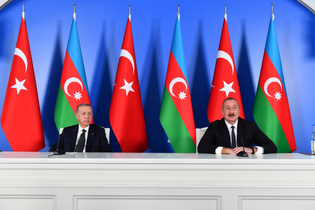 Президент Турции: Мирные инициативы Азербайджана должны поддерживаться