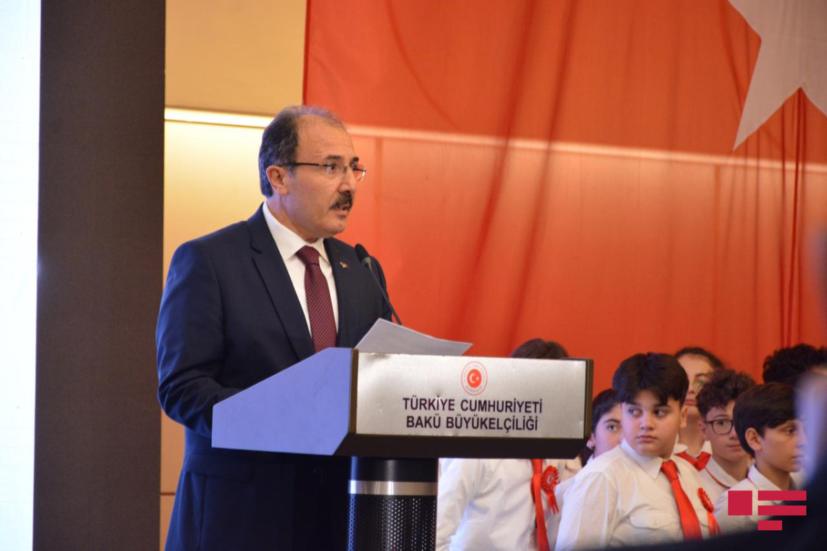 посол Турции в Азербайджане Джахит Багчи