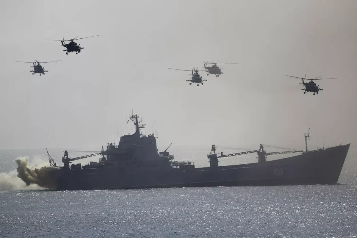 Россия приостанавливает движение судов по зерновому коридору