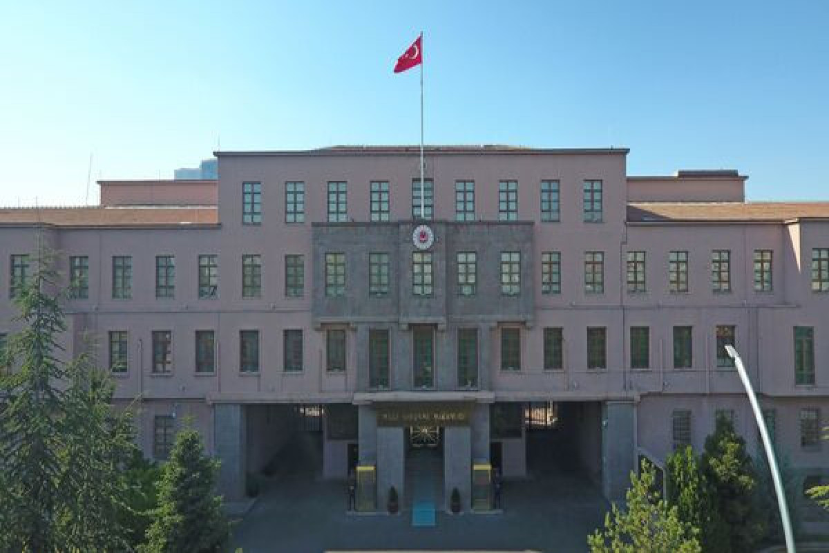 Минобороны Турции: Удаление штабом НАТО из соцсетей поздравлений с Днем победы неприемлемо