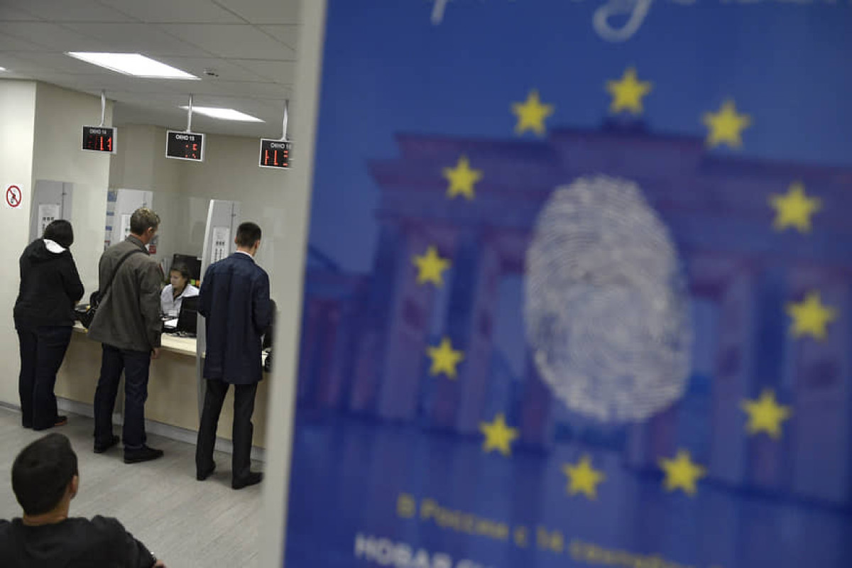 Совет ЕС примет завтра решение по визовым ограничениям в отношении РФ