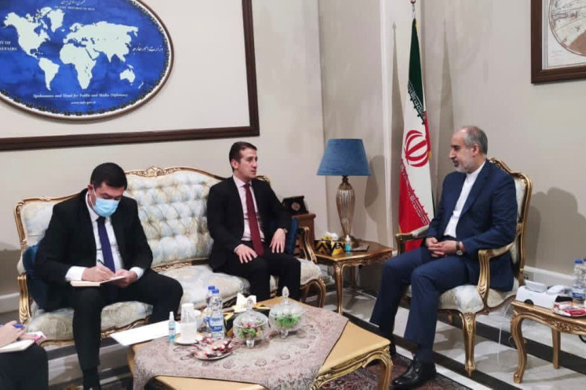Посол Азербайджана встретился с представителем МИД Ирана