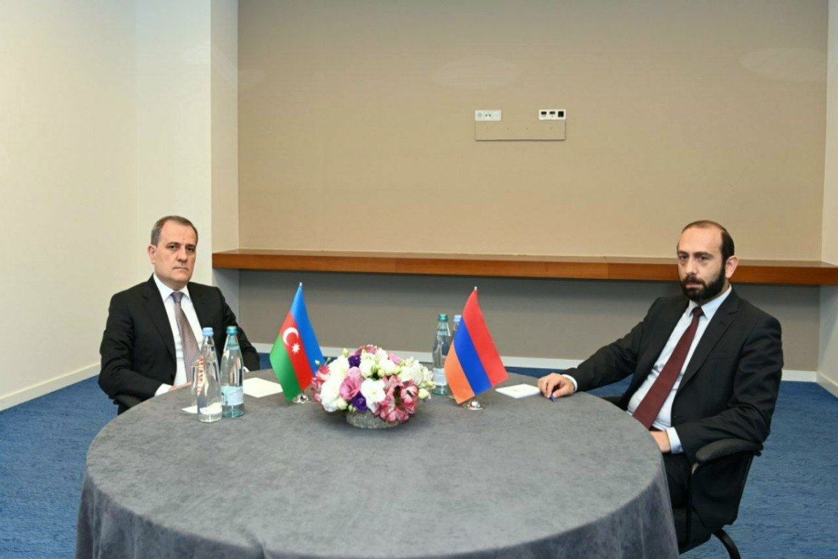 Джейхун Байрамов, Арарат Мирзоян