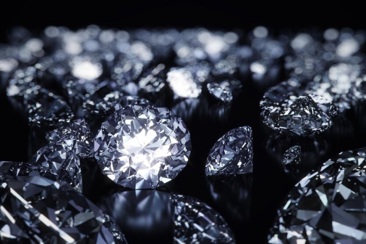 Стало известно о тайной продаже Россией алмазов в обход санкций
