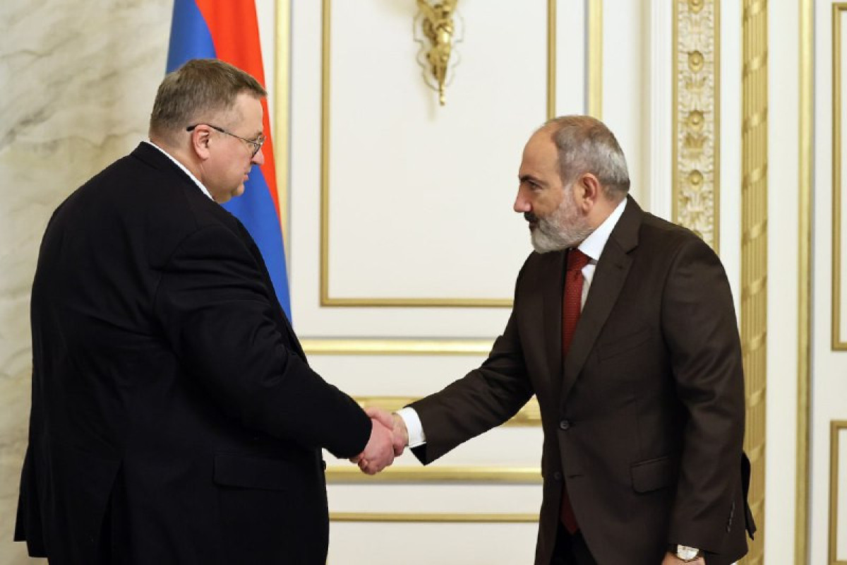 Алексей Оверчук, Никол Пашинян