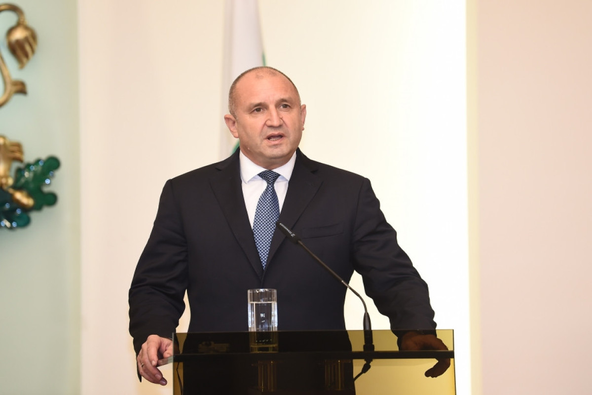 Румен Радев