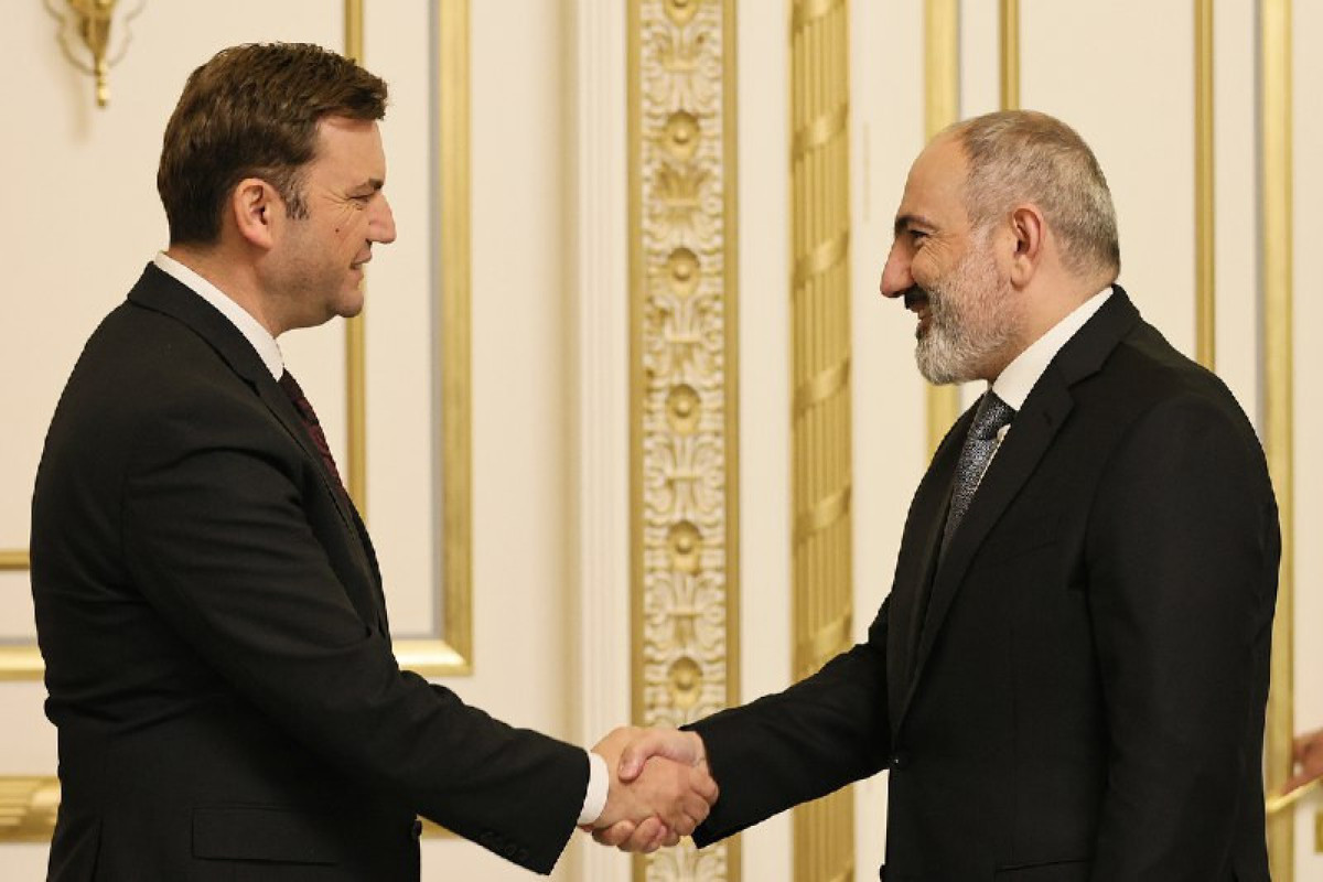 Буяр Османи, Никол Пашинян