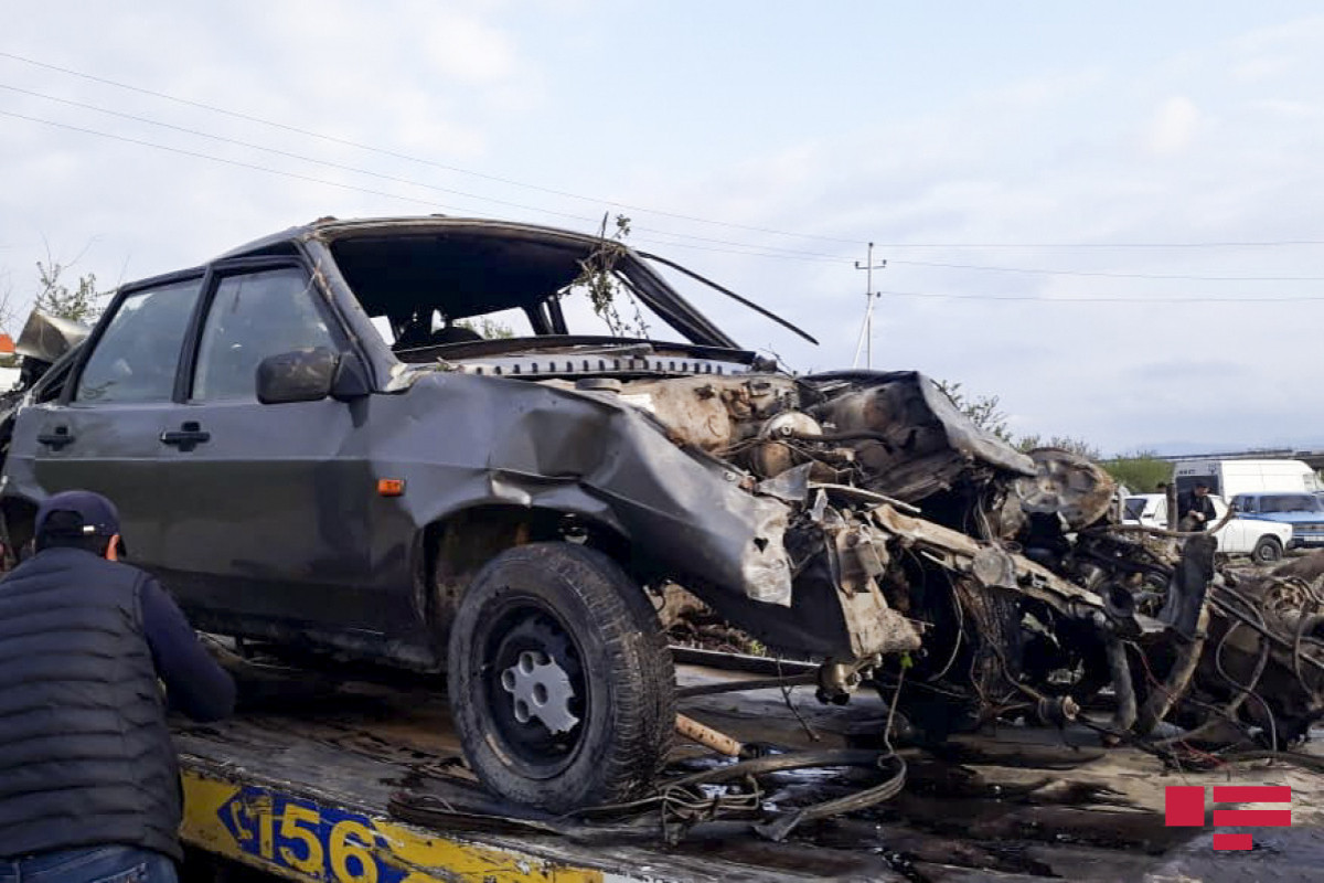 В результате ДТП в Джалилабаде погиб один человек, двое ранены