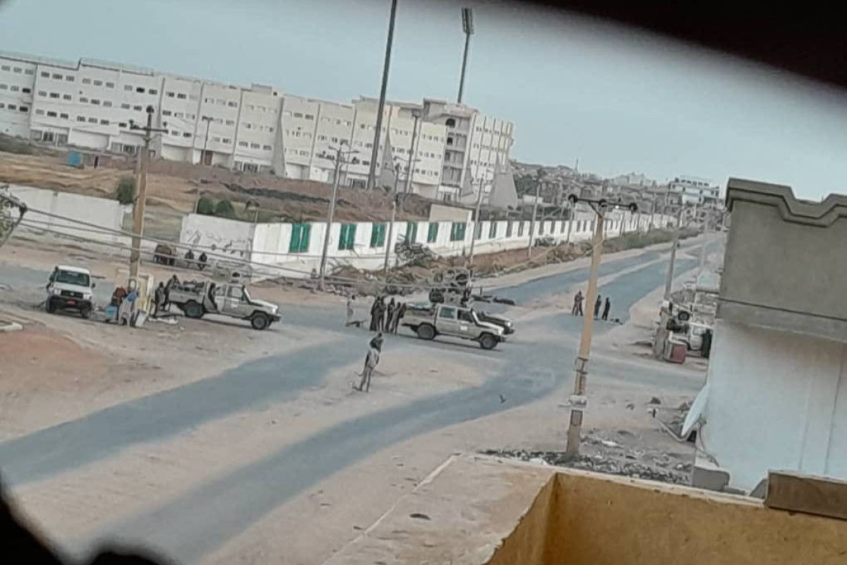 Суданский спецназ обстрелял бронированную машину посольства США в Хартуме