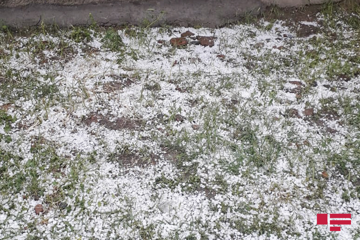 В Азербайджане пройдут дожди, выпадет град