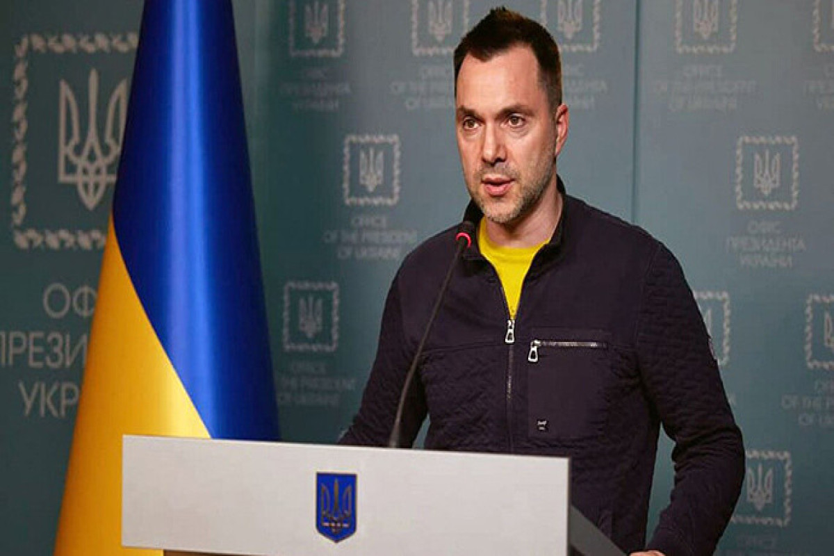 Арестович: Руководство Азербайджана демонстрирует блестящую игру