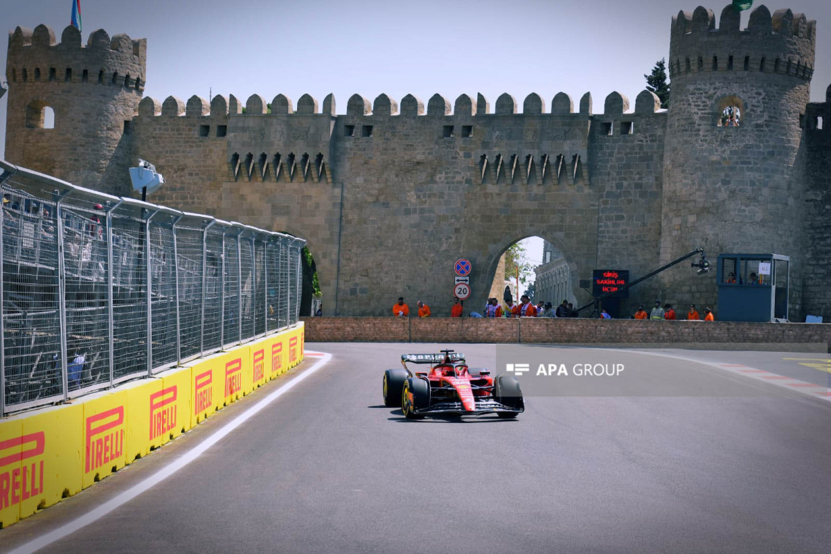 В Баку стартовала основная спринтерская гонка «Формулы-2»
