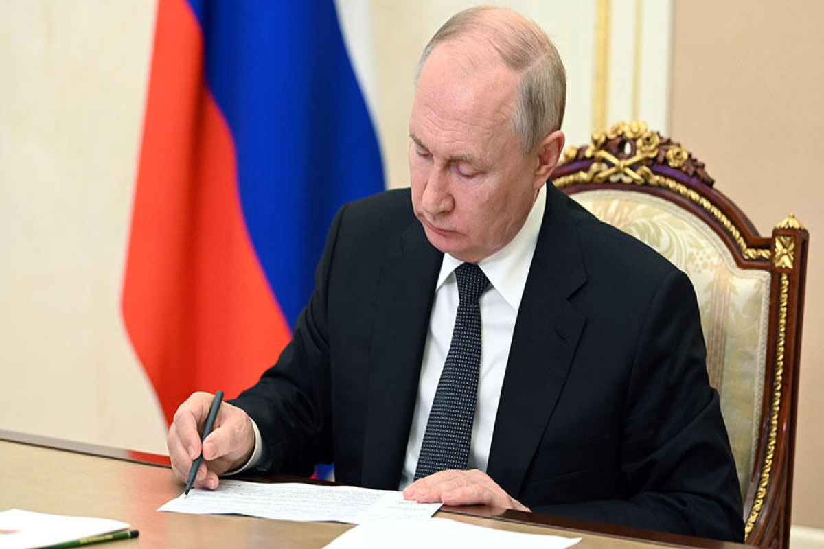 Путин подписал закон об исключении зарубежных структур из владения бизнесом в РФ