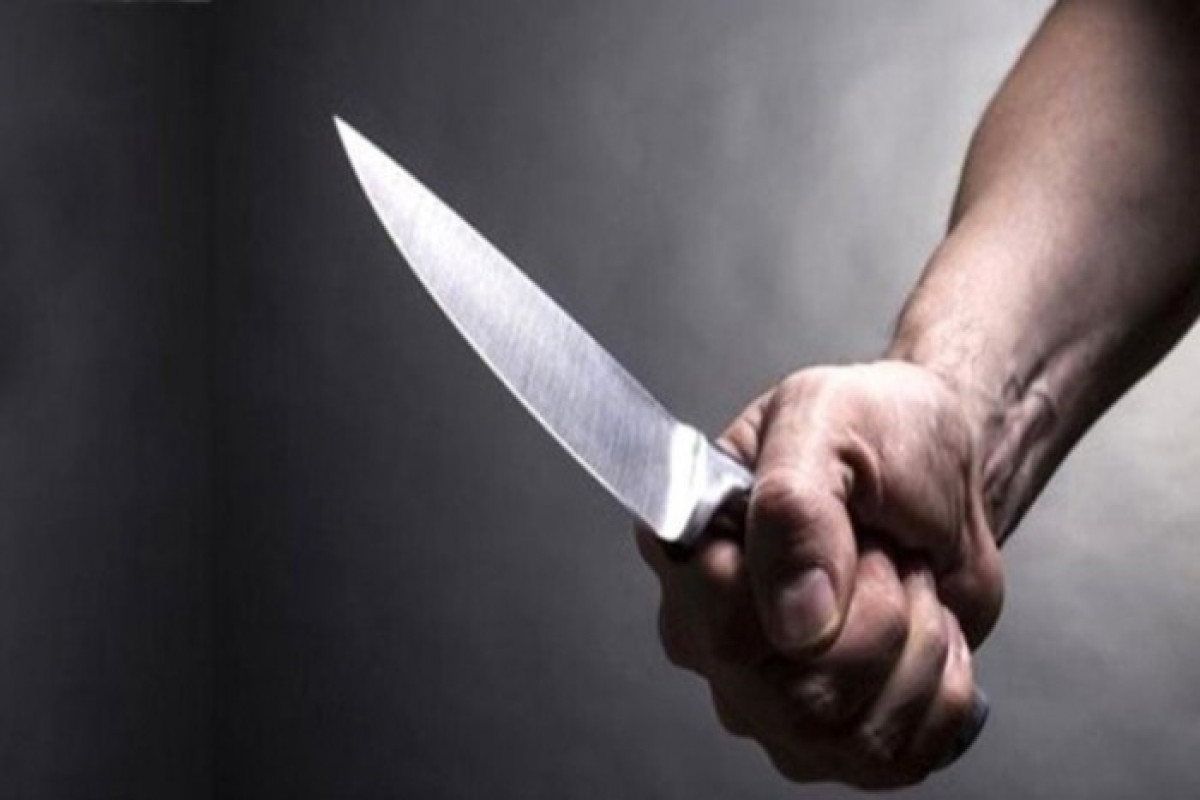В Балакяне 17-летний юноша зарезал своего дядю