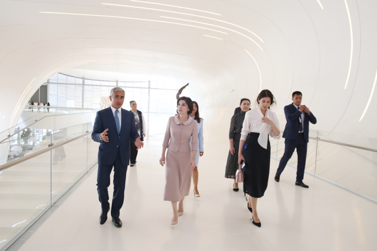 Супруга Президента Узбекистана ознакомилась с Центром Гейдара Алиева-ФОТО 