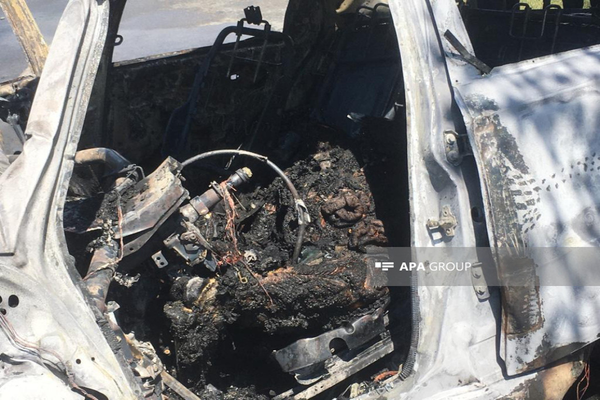 В Кяльбаджаре легковой автомобиль упал в овраг, погибли 2 гражданина Турции, один получил травмы