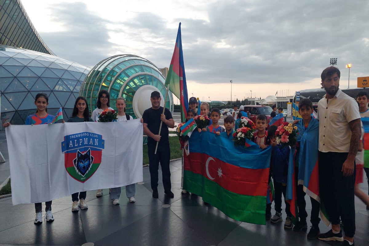 Азербайджанские таэквондисты вернулись на родину с 5 медалями-ФОТО 