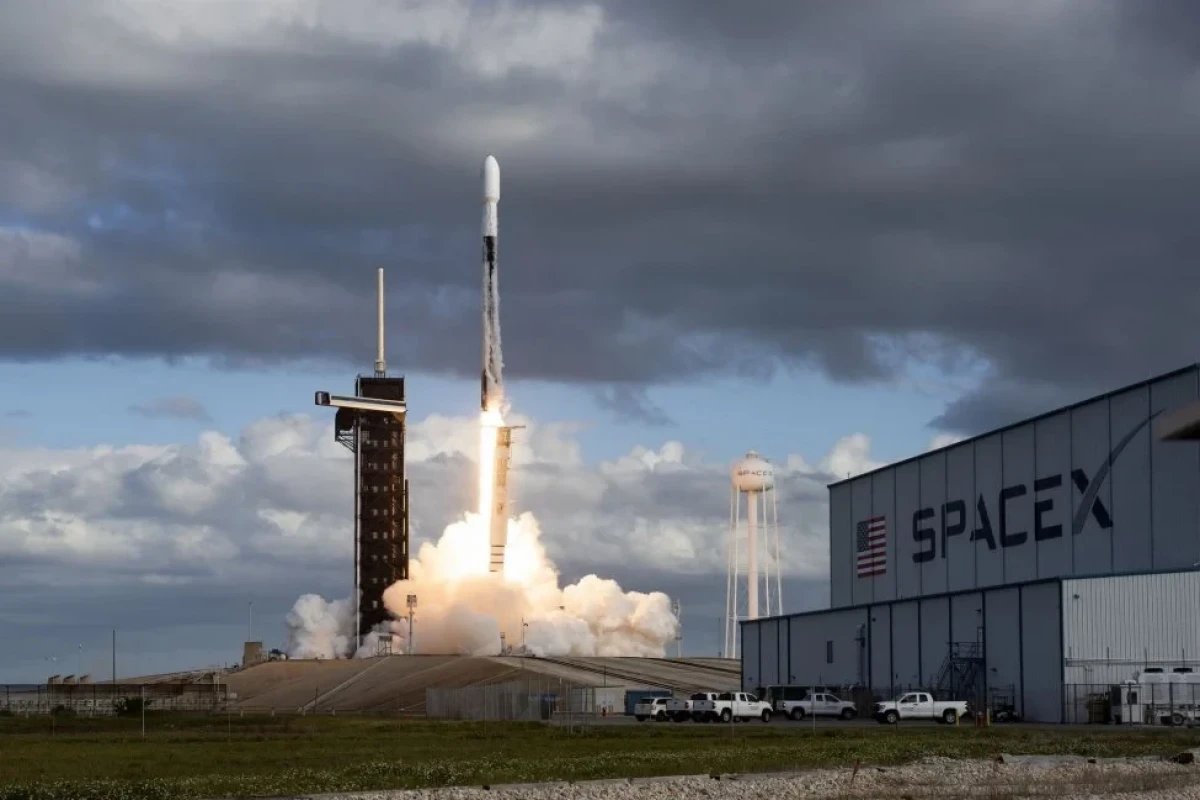 Южная Корея запустила первый спутник-шпион с помощью ракеты компании SpaceX