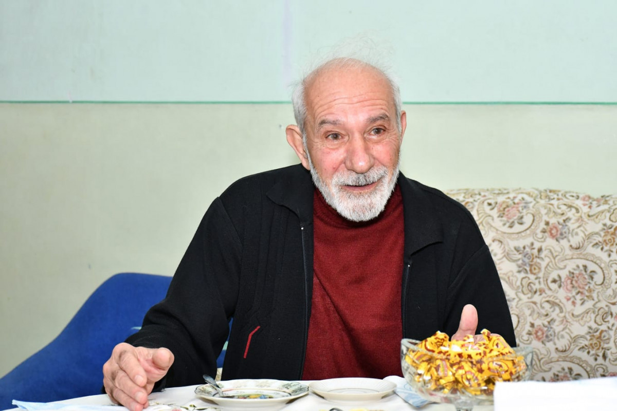 Министр культуры Азербайджана навестил второго режиссера фильма «Насими» в его доме -ФОТО 