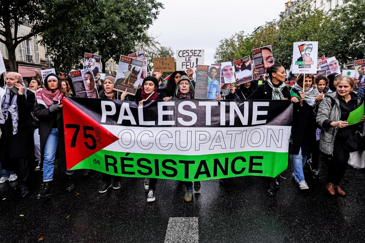 В десятках городов Франции прошли марши в поддержку Палестины