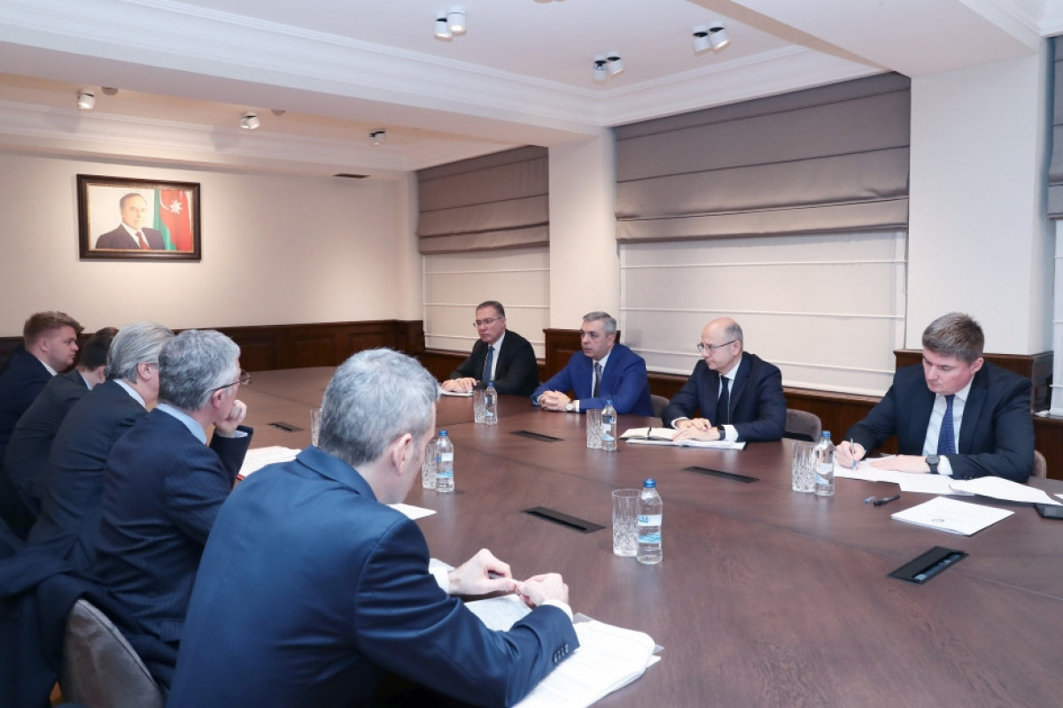 Глава Администрации Президента Азербайджана встретился с госминистром Великобритании
