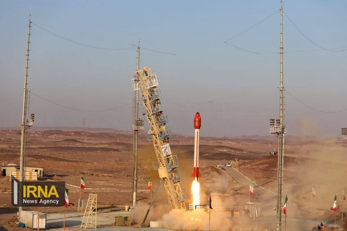 Иран осуществил запуск в космос новой биокапсулы