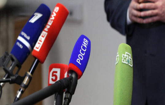 Министр: Вопрос закрытия российских каналов в Армении не обсуждается
