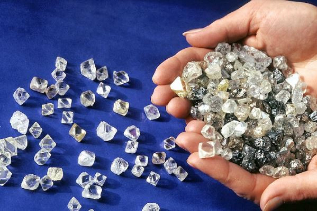 Новый пакет санкций ЕС включает запрет на алмазы из РФ
