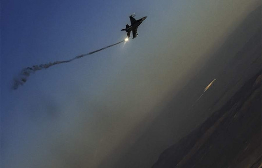 СМИ: Американский истребитель F-16 потерпел крушение в Южной Корее во время учений
