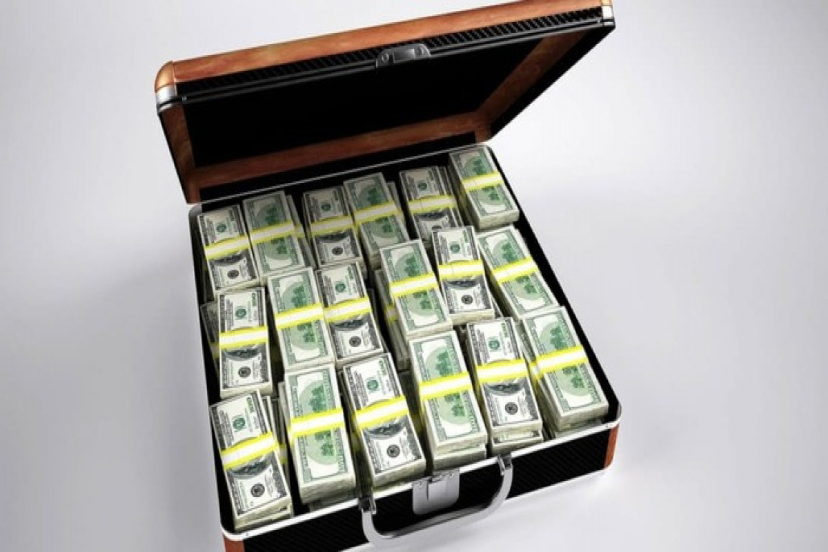 У пассажира авиарейса Милан-Ереван обнаружен $1 млн