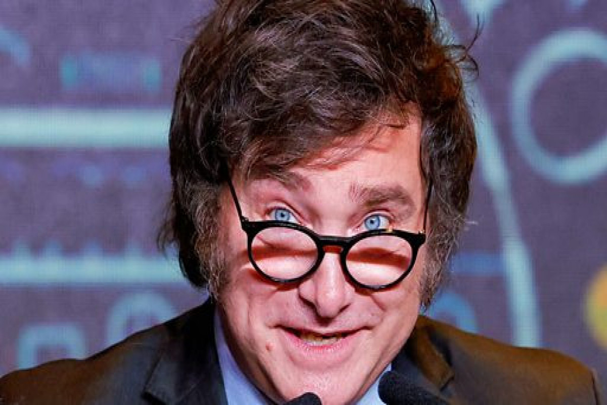 Хавьер Милей