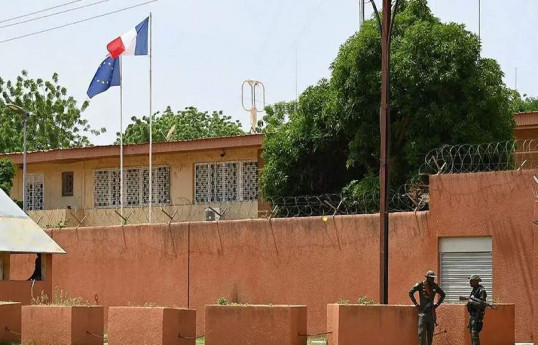 AFP: Франция закроет посольство в Нигере