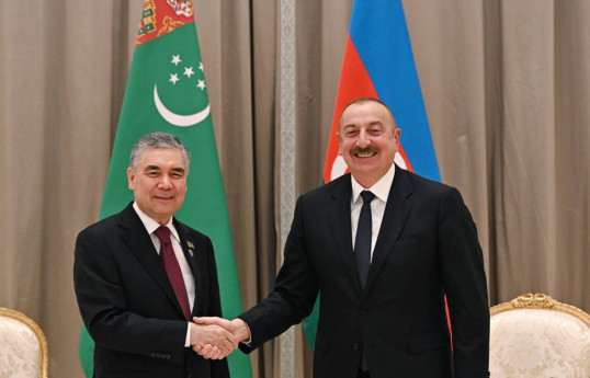 Гурбангулу Бердымухаммедов, Ильхам Алиев