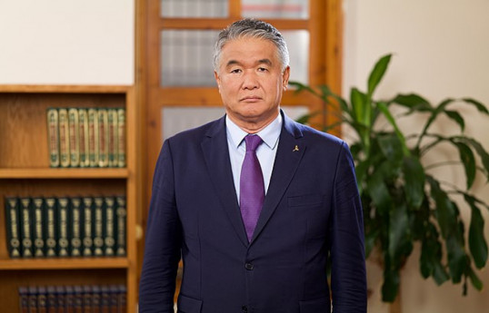 Султан Раев