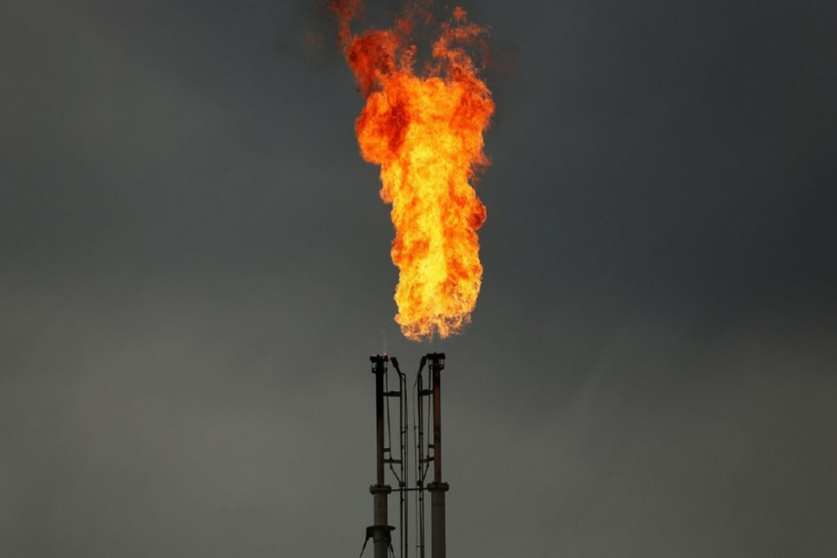 Природный газ на нью-йоркской бирже подешевел более чем на 1,5%