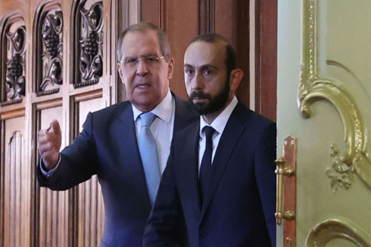 Лавров обсудил с Мирзояном согласование параметров мирного договора между Ереваном и Баку