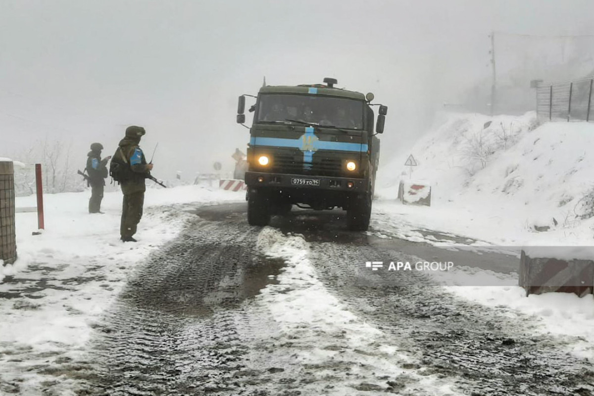 По дороге Лачин-Ханкенди проехали 4 автомобиля РМК-ВИДЕО-ОБНОВЛЕНО-2 