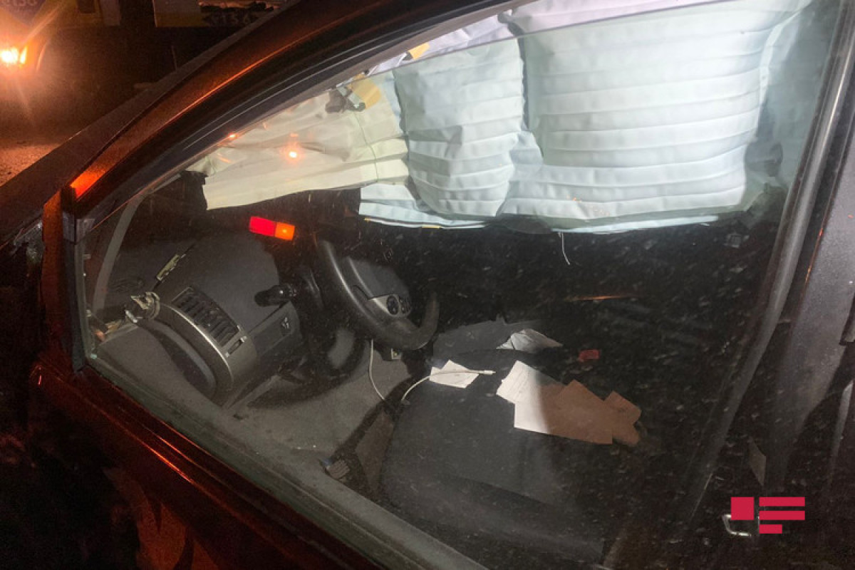 В Баку автомобиль насмерть сбил мужчину