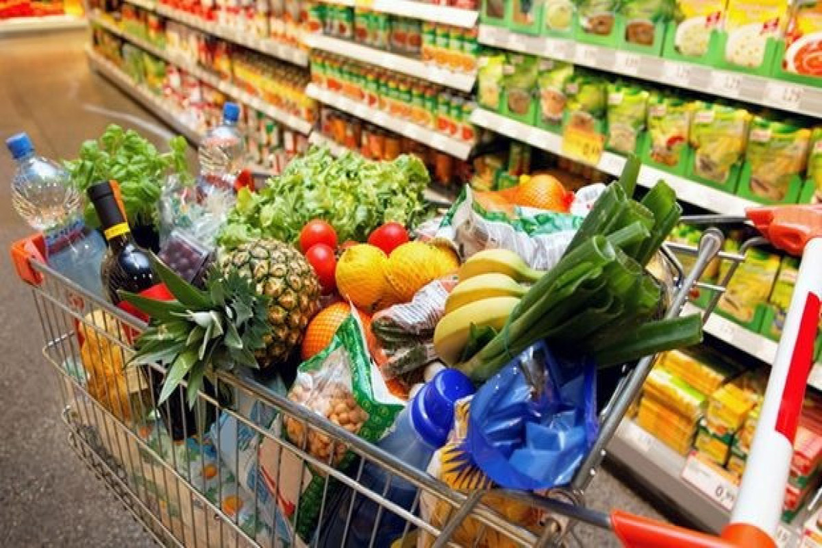 В январе в Азербайджане розничный товарооборот вырос на 3%