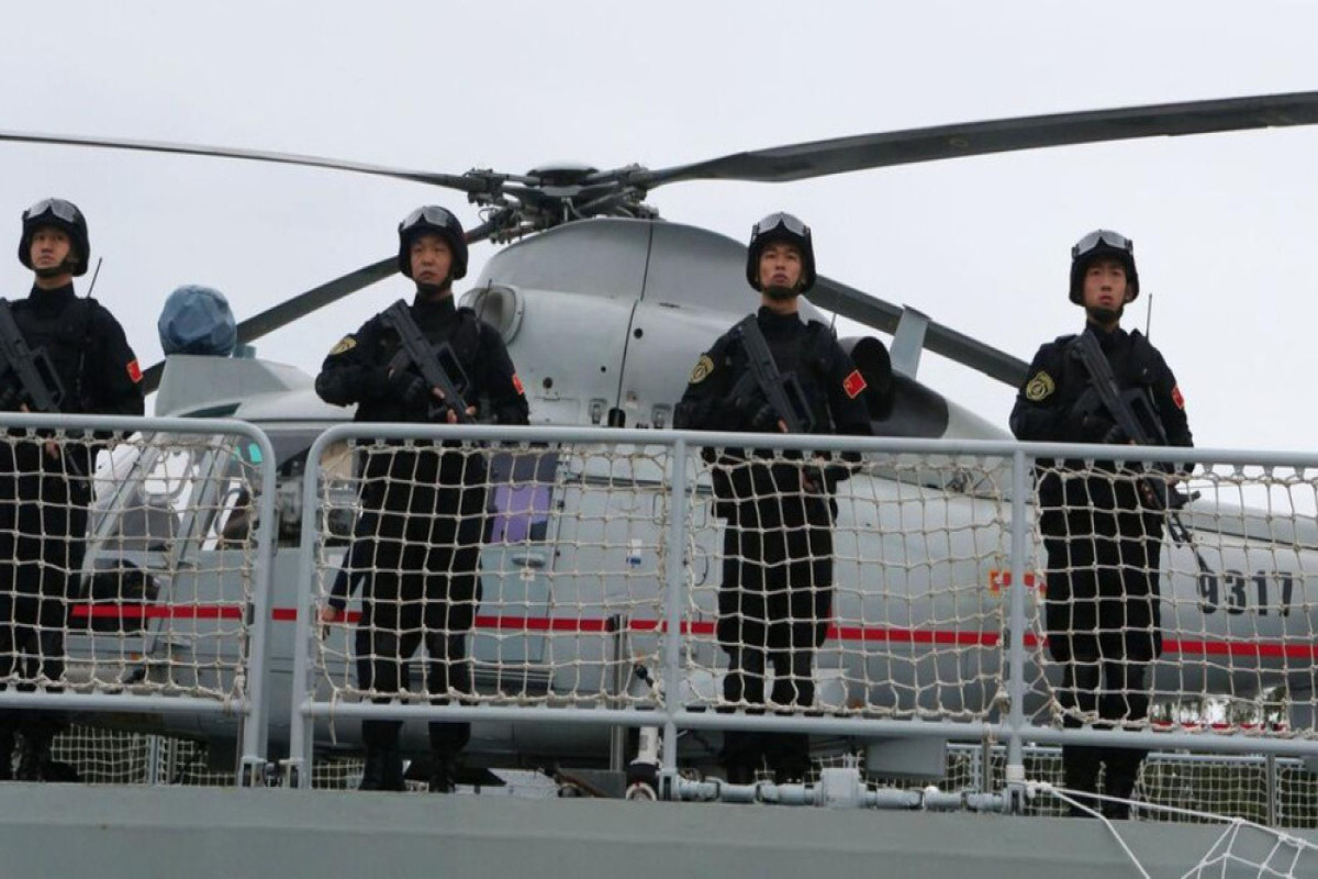 Китай провел в Восточно-Китайском море военно-морские учения с боевыми стрельбами