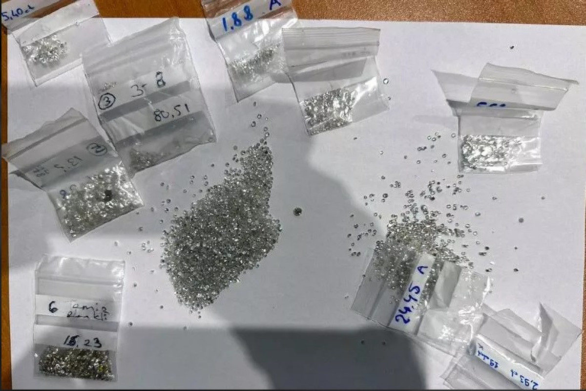 Предотвращена попытка незаконного ввоза бриллиантов из Турции в Армению