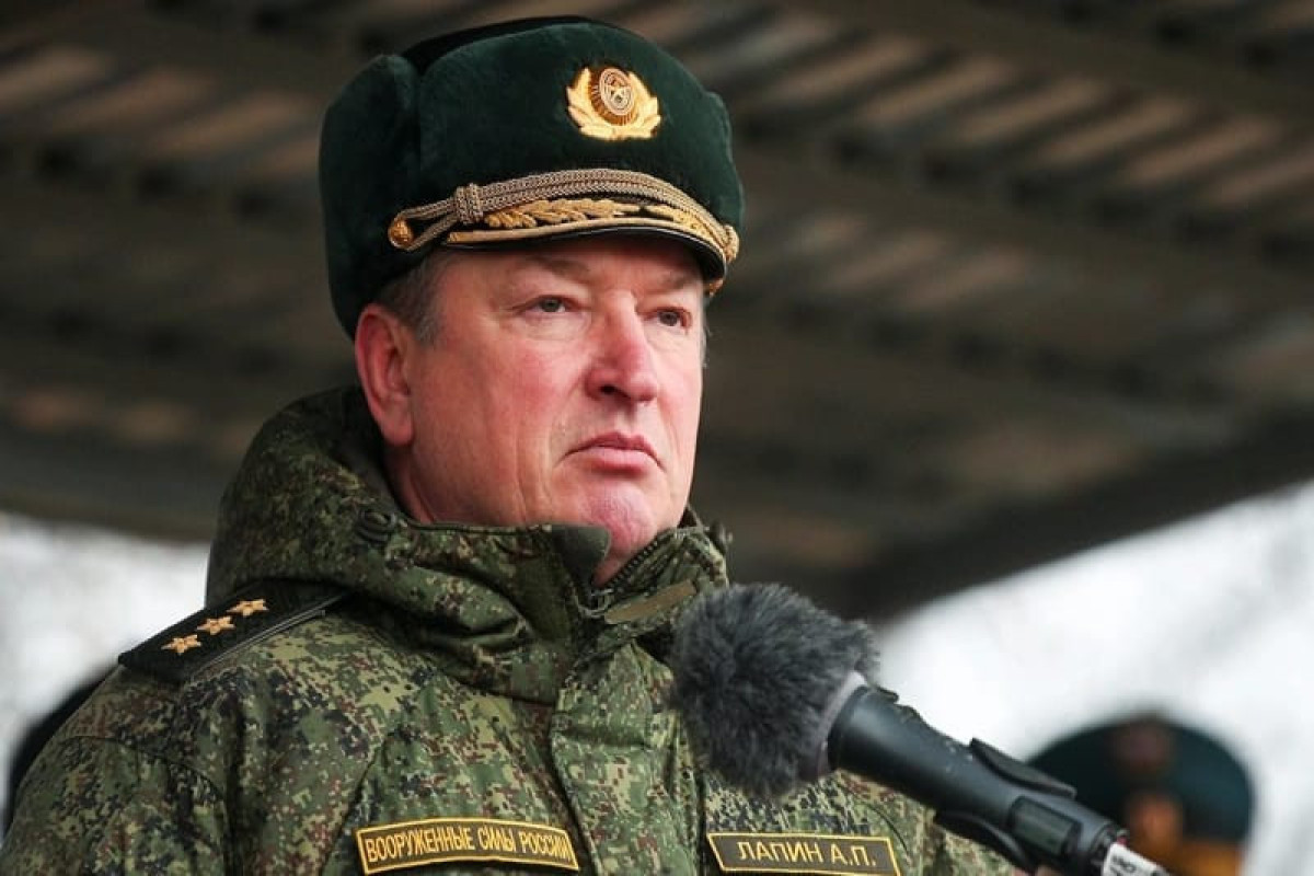 Александр Лапин