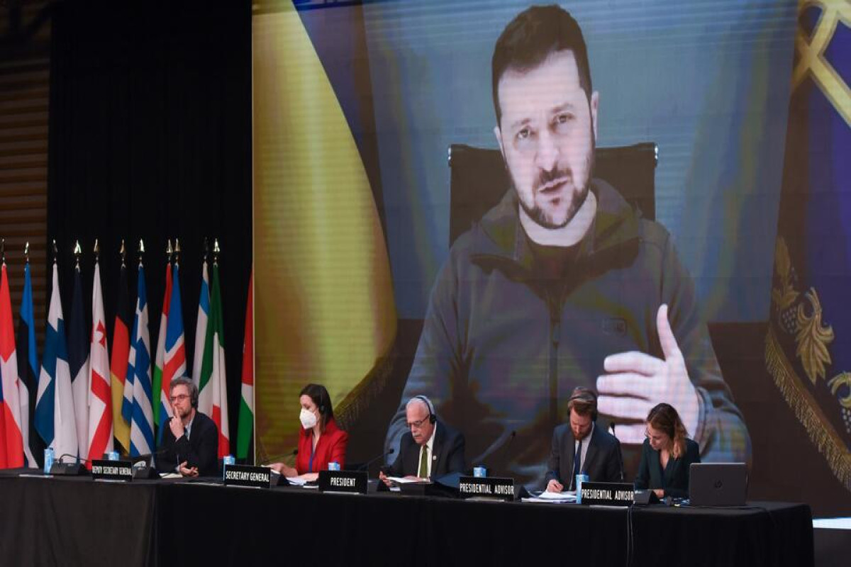 Зеленский призвал Запад ускорить поставки оружия Украине и процесс расширения НАТО