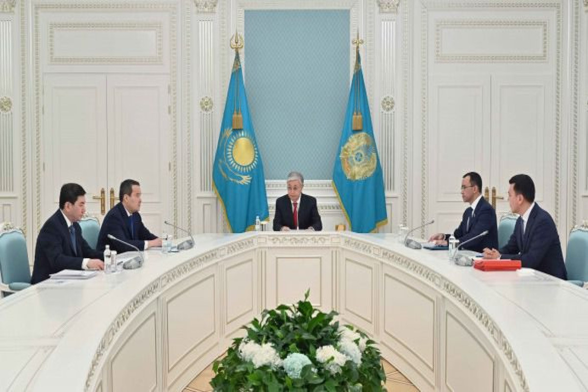 Токаев провел консультации по роспуску Мажилиса