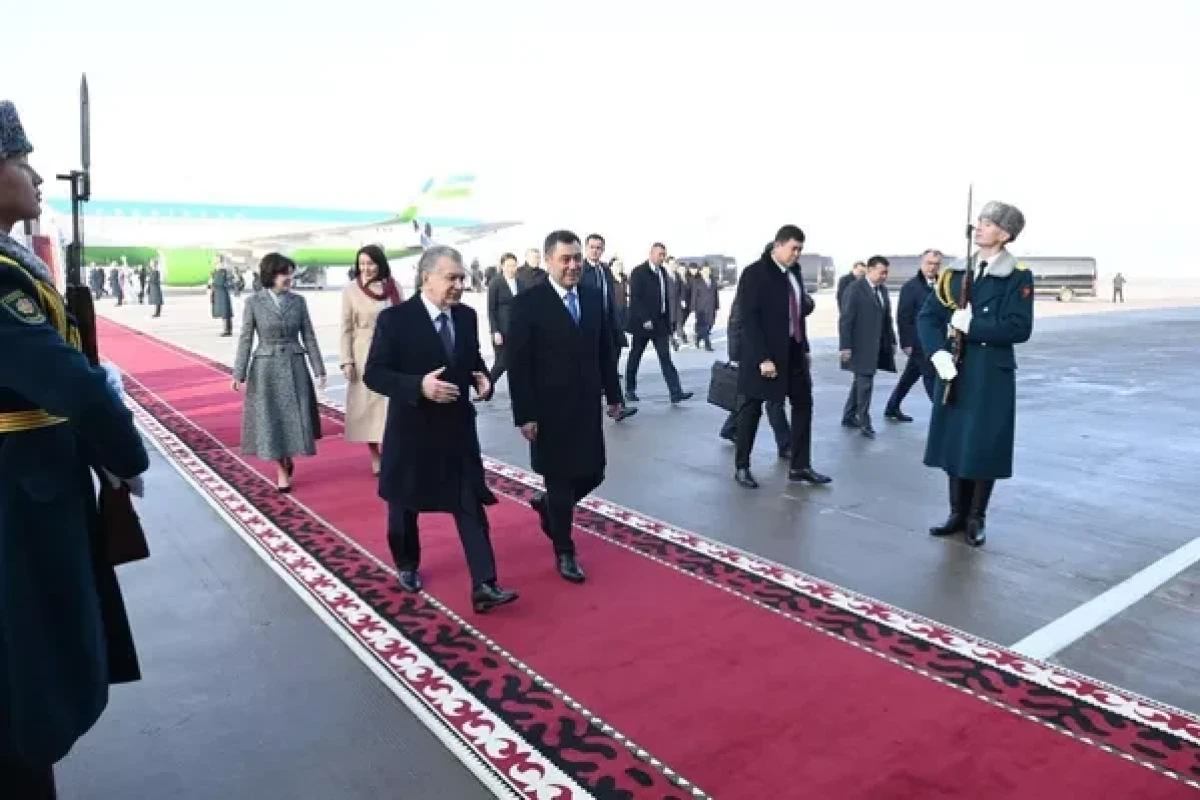 Президент Узбекистана прибыл с госвизитом в Бишкек