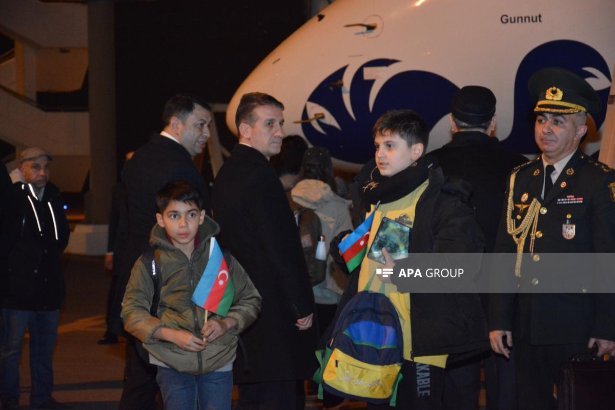 Из посольства Азербайджана в Иране эвакуированы 53 человека-ФОТО 