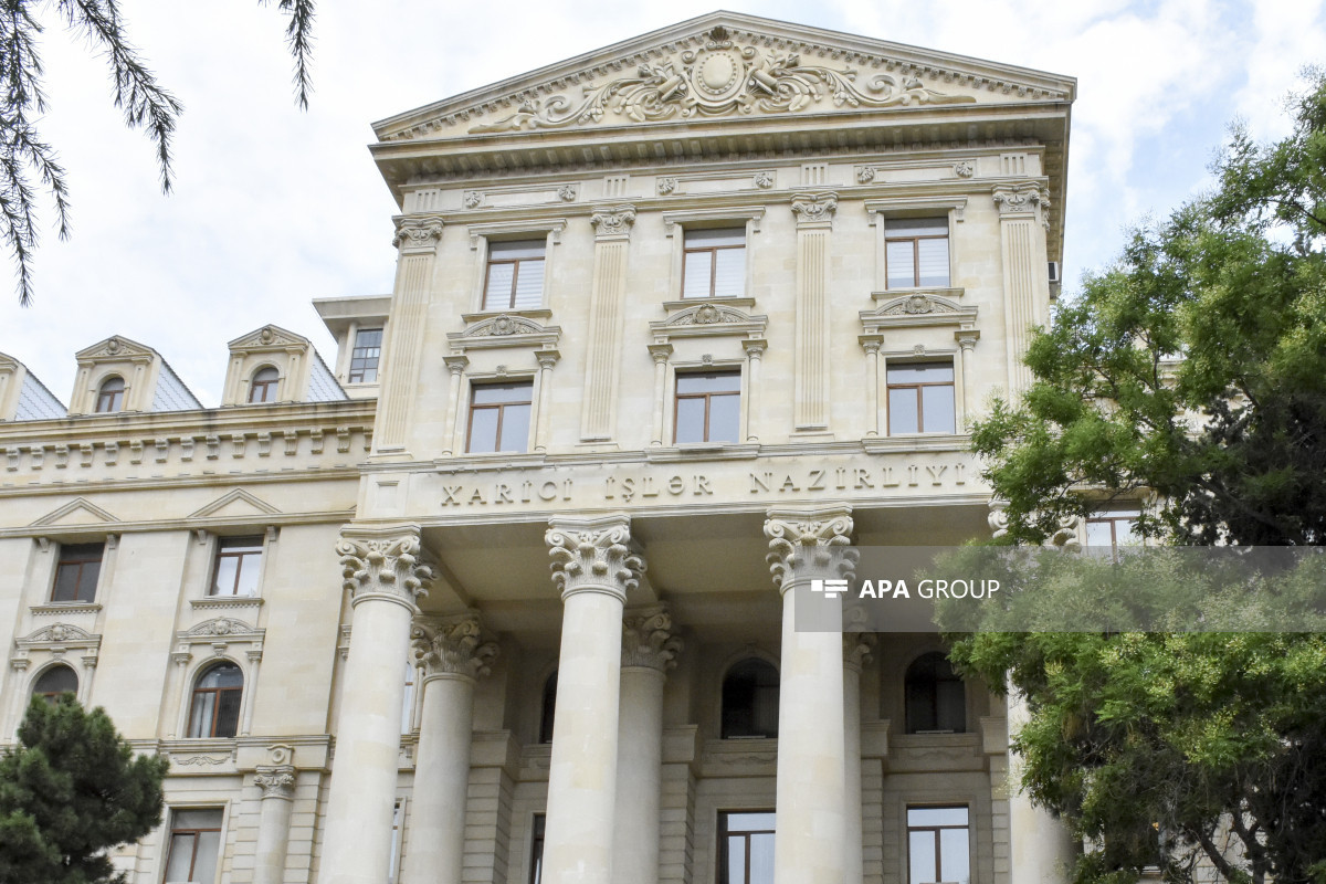 МИД Азербайджана предупредил граждан, посещающих Иран